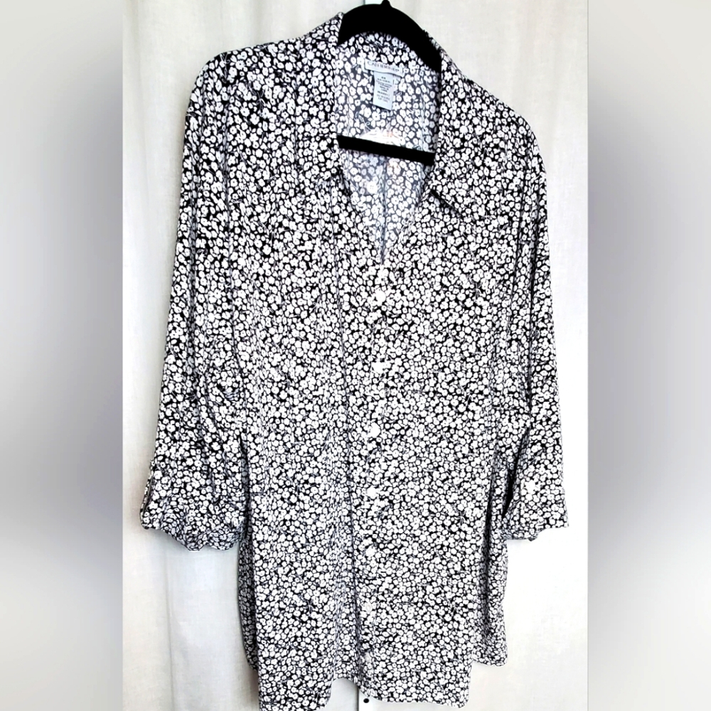 Women's Catherine's 4X 30/32W Black White Floral Tunic Button Up 3/4 Sleeve New